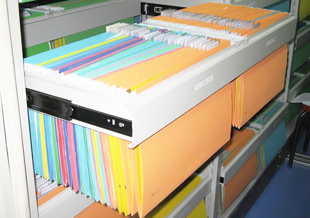 海發(fā)密集架客戶案例--南方騰星汽車服務(wù)有限公司奔馳4S店 掛撈式密集架